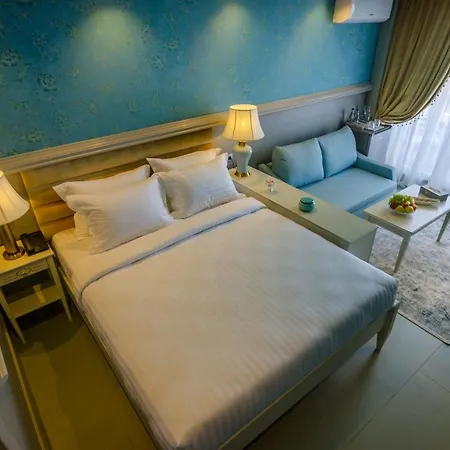 Phoenicia Blue View 4*
