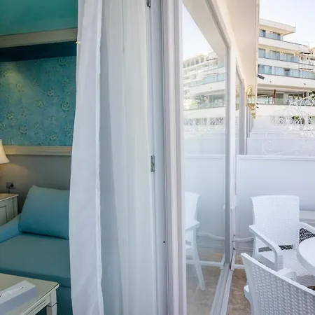 Hotel Phoenicia Blue View 4*