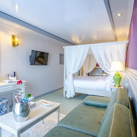 Phoenicia Blue View Hotel 4*