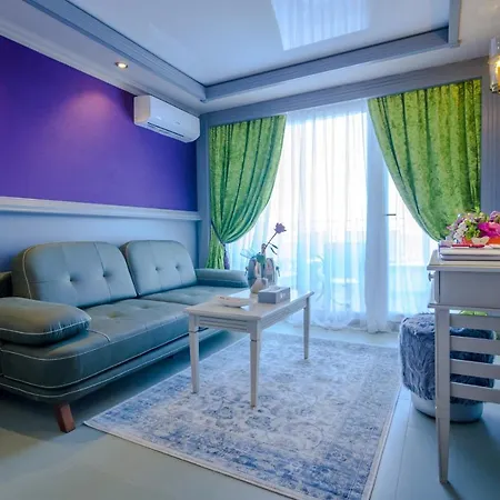 Phoenicia Blue View 4*